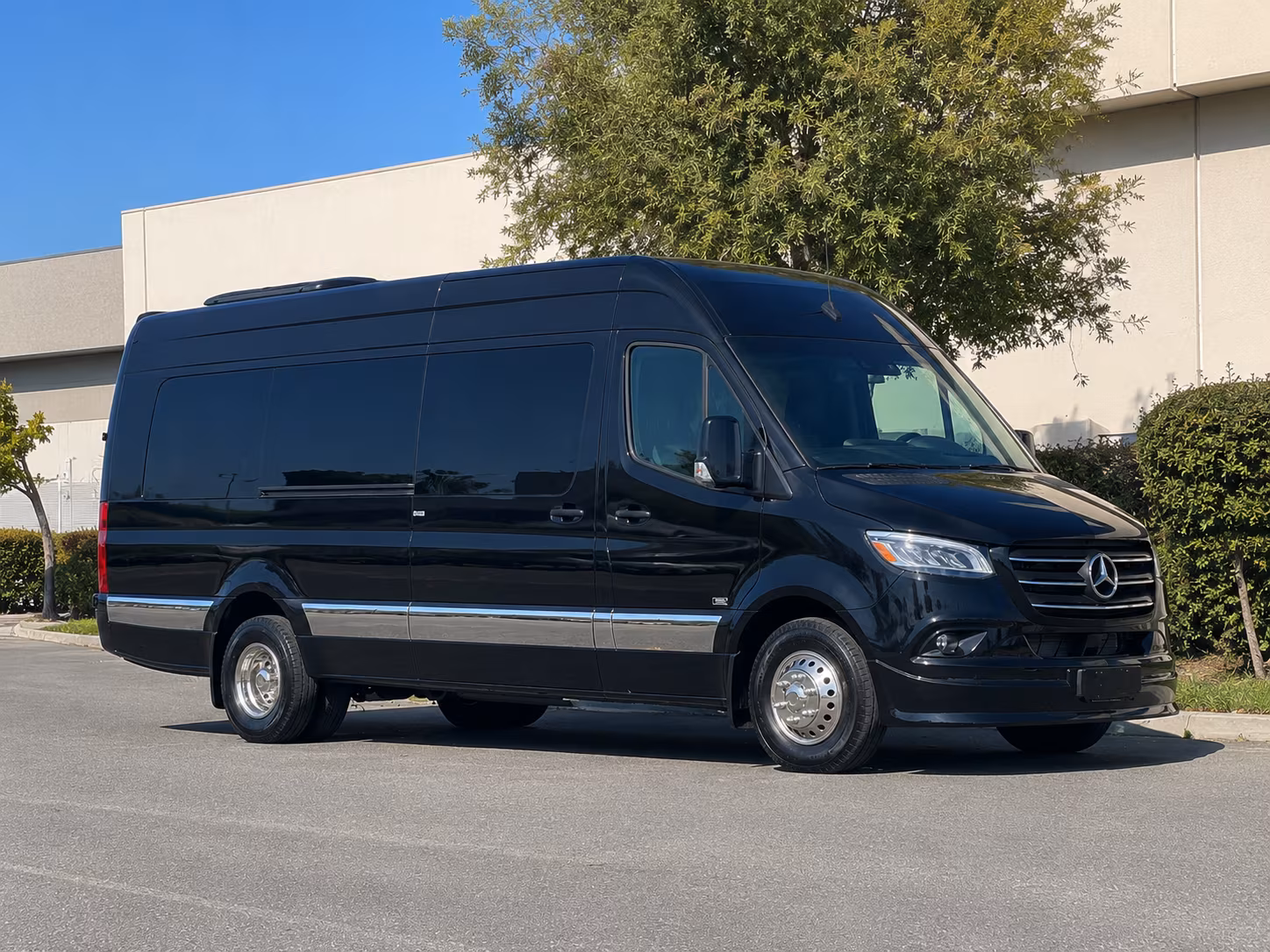 Tucson Airport Shuttle & Transportation party bus exterior